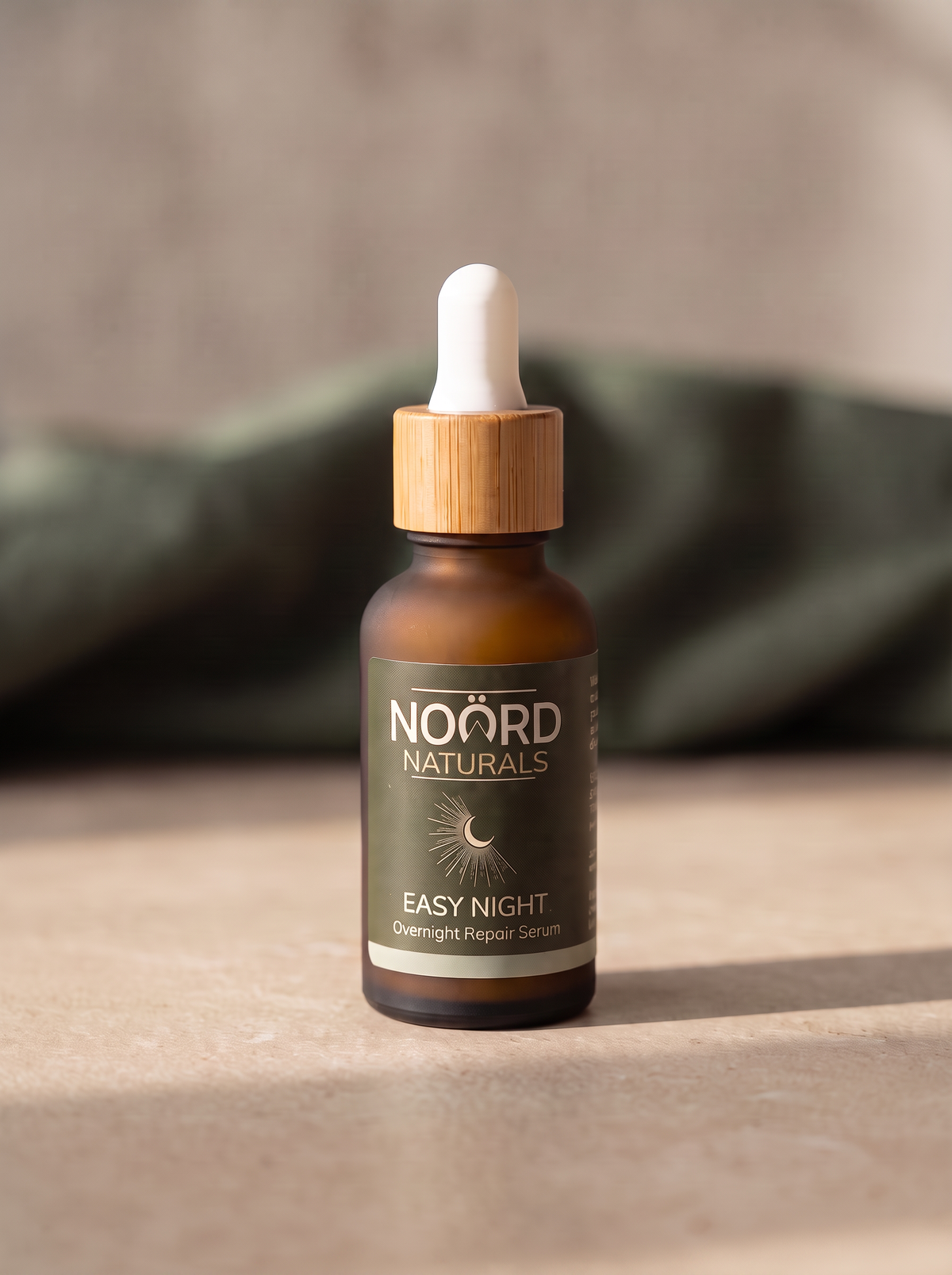 Easy night Serum | Vitamin A . Peptides . Hyaluronic Acid . Nordic Berries